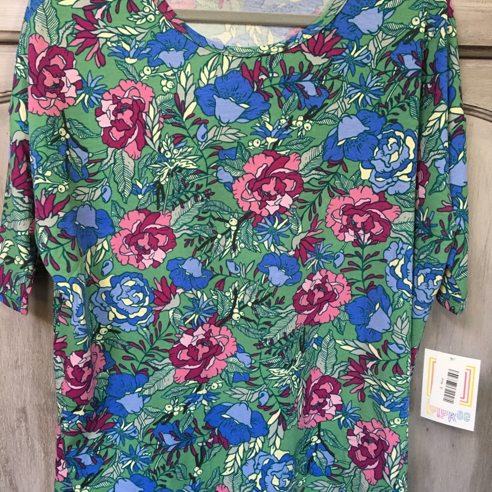 NWT Lularoe Irma Sz S